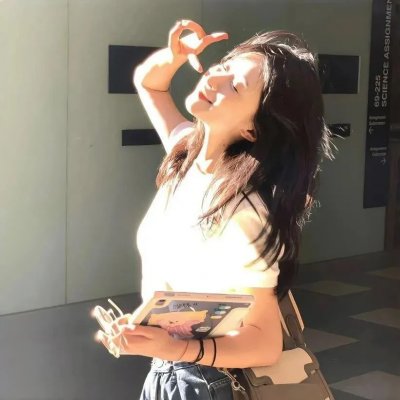 给女人的爱 海报